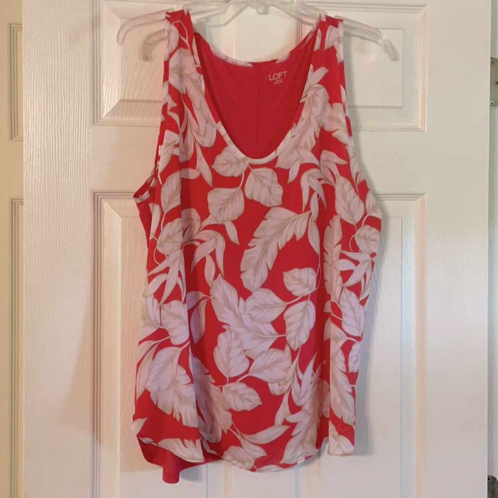 Loft outlet asymmetric hem blouse tank